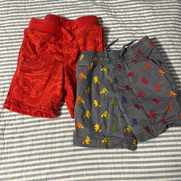 Two pairs 4t Mickey Mouse baby gap shorts - Picture 1 of 5